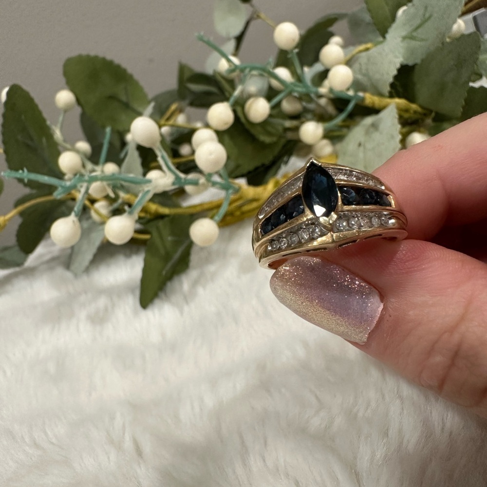 14K White Gold Sapphire & Diamond Ring - Picture 5 of 13
